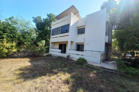 3 bedrooms Villa in Al Qurm, Oman No. 54677