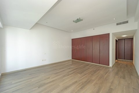3 bedrooms Apartment in Emirates Crown, UAE No. 164611 20