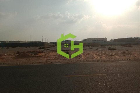 Land de 1858m² à Al Sajaa, UAE No. 92144 10