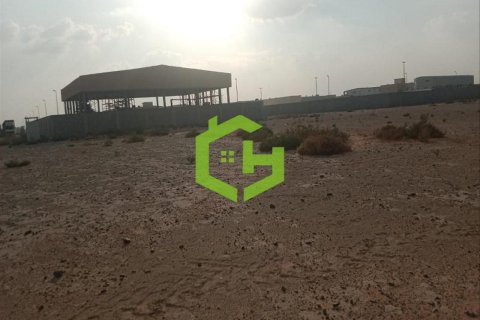 1858m² Land in Al Sajaa, UAE No. 92144