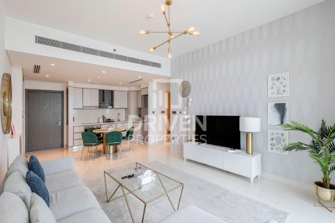 Квартира с 1 спальней в EMAAR Beachfront, ОАЭ №204699