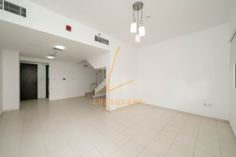 4 bedrooms Townhouse in Jumeirah Village Circle, UAE No. 165363 8