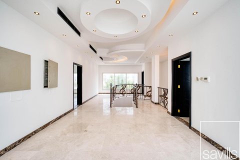 5 bedrooms Villa in Al Barsha South, UAE No. 194720 7