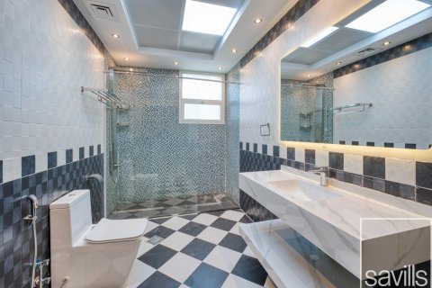 5 bedrooms Villa in Al Barsha South, UAE No. 194720 18