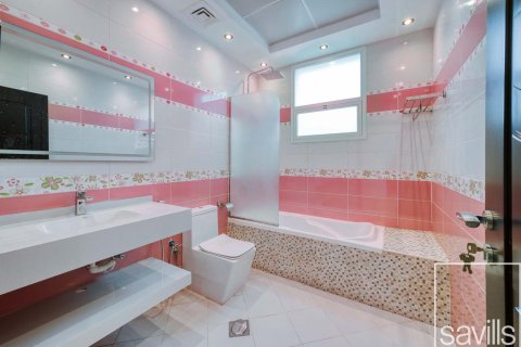 5 bedrooms Villa in Al Barsha South, UAE No. 194720 20
