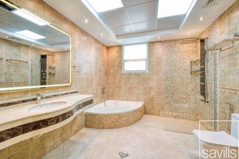 5 bedrooms Villa in Al Barsha South, UAE No. 194720 19