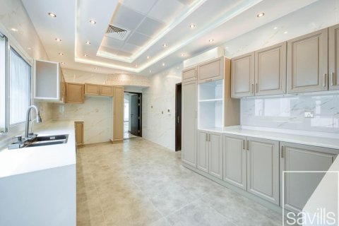 5 bedrooms Villa in Al Barsha South, UAE No. 194720 28