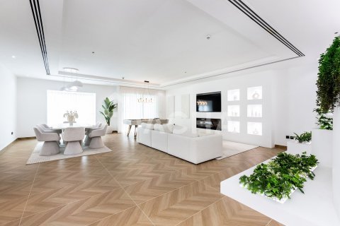 Apartment de 4 dormitorios en Elite Residence, UAE No. 168898