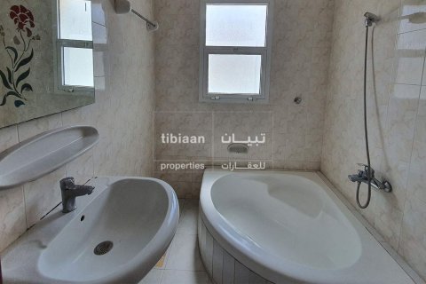 Квартира с 3 спальнями в Маскат, Оман №53957 8