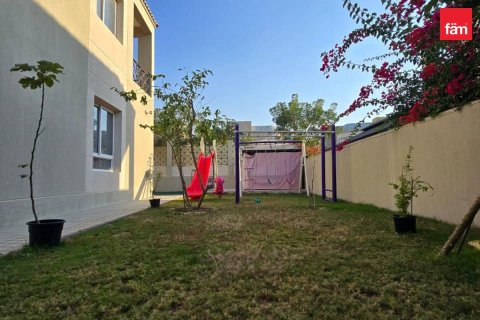 5 bedrooms Villa in Dubai, UAE No. 187421 15