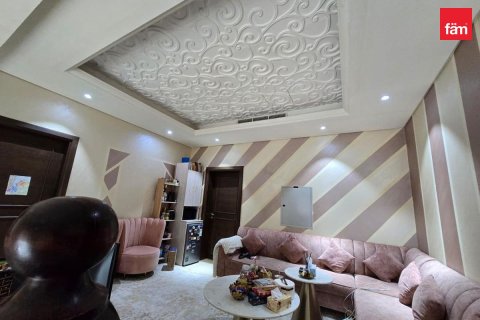 5 bedrooms Villa in Dubai, UAE No. 187421 5