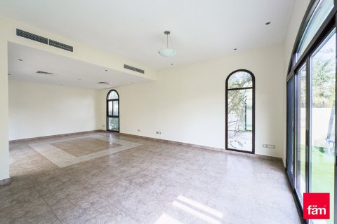 4 bedrooms Townhouse in Dubai, UAE No. 205360
