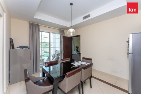 4 bedrooms Villa in Dubai, UAE No. 185204 16
