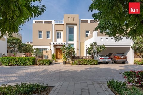 4 bedrooms Villa in Dubai, UAE No. 185204 23