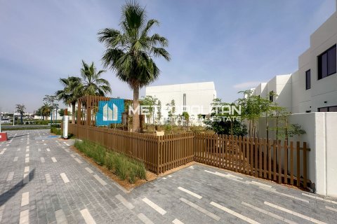 Townhouse de 2 dormitorios en Yas Island, UAE No. 148992 27