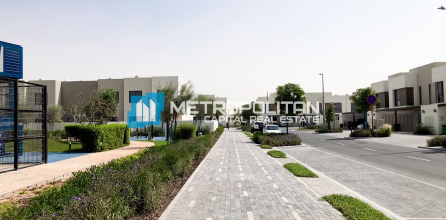 Townhouse de 2 dormitorios en Yas Island, UAE No. 148992