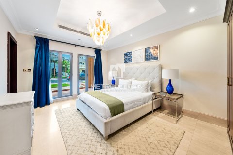7 bedrooms Villa in Signature Villas, UAE No. 128737 12
