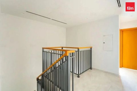 4 bedrooms Villa in Dubai, UAE No. 187553 8