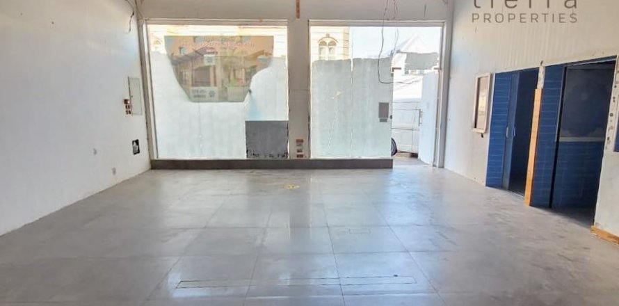 55.7m² Shop in Al Barsha 1, UAE No. 47657