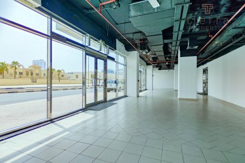 Commercial property de 1144.4m² à Dubai, UAE No. 47632