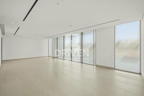 Вилла с 5 спальнями в Jumeirah Park, ОАЭ №204107