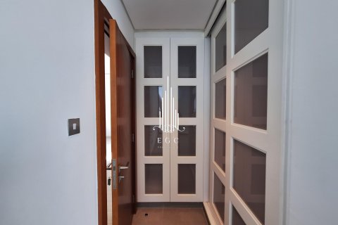 Apartment de 2 dormitorios en Tourist Club Area, UAE No. 36670 21