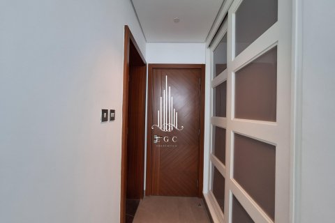 Apartment de 2 dormitorios en Tourist Club Area, UAE No. 36670 22
