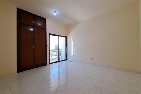 Villa de 4 chambres à Al Dhafrah, UAE No. 36668 13