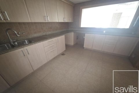 2 bedrooms Apartment in Shoreline Apartments, UAE No. 194199 3
