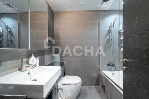 Apartment de 2 dormitorios en Silverene, UAE No. 166752 13