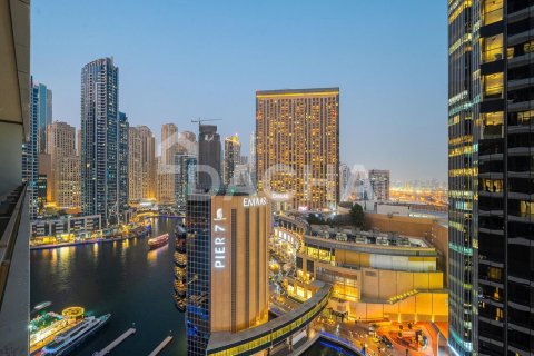 Apartment de 2 dormitorios en Silverene, UAE No. 166752