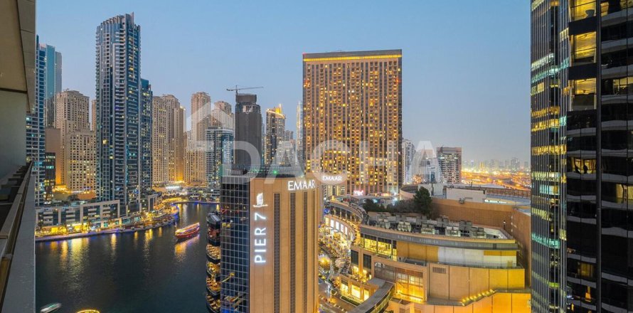 Apartment de 2 dormitorios en Silverene, UAE No. 166752
