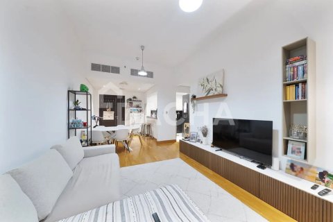 Apartment de 2 dormitorios en Silverene, UAE No. 166752 4