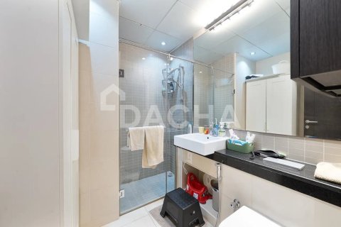 Apartment de 2 dormitorios en Silverene, UAE No. 166752 14