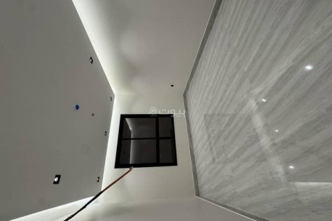 4 bedrooms Apartment in Riyadh, Saudi Arabia No. 67998 19