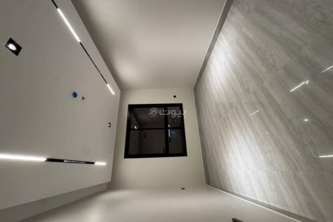 4 bedrooms Apartment in Riyadh, Saudi Arabia No. 67998 10