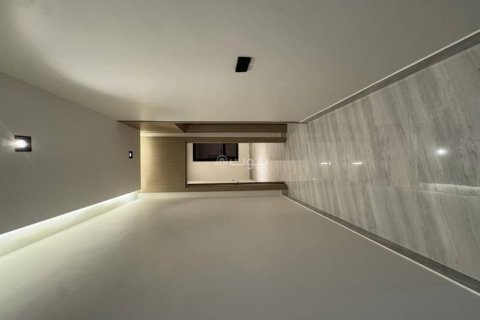 4 bedrooms Apartment in Riyadh, Saudi Arabia No. 67998 3