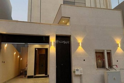 Квартира с 3 спальнями в Эр-Рияд, Саудовская Аравия №67993