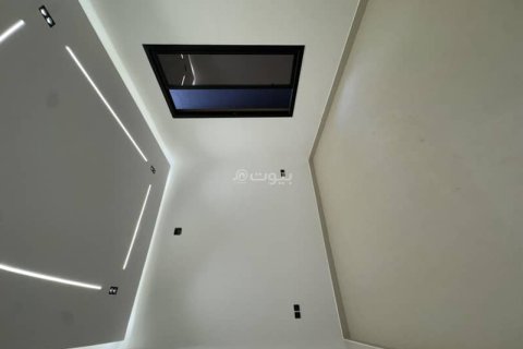 5 bedrooms Apartment in Riyadh, Saudi Arabia No. 67996 17