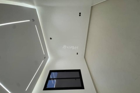 5 bedrooms Apartment in Riyadh, Saudi Arabia No. 67996 18