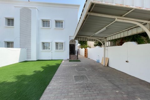 Villa Jumelée de 4 chambres à Al Ansab, Oman No. 106895 11