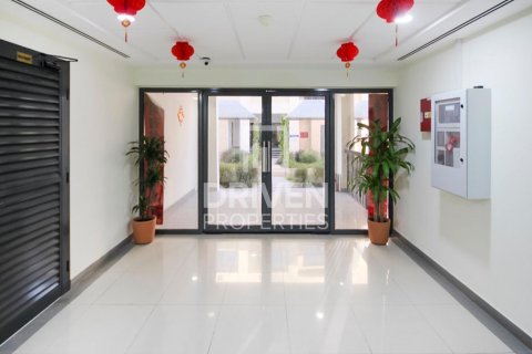 1005.68m² Building in Dubai Investment Park, UAE No. 207200