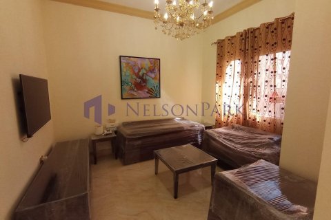 3 bedrooms Apartment in Doha, Qatar No. 57643