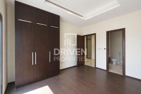 Вилла с 5 спальнями в Nad Al Sheba 1, ОАЭ №199876 25