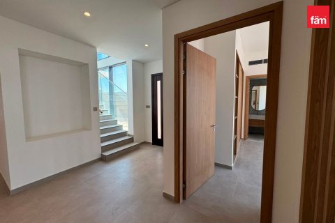 5 bedrooms Villa in Jebel Ali, UAE No. 173360 8