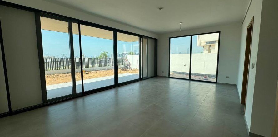5 bedrooms Villa in Jebel Ali, UAE No. 173360