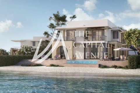 7 bedrooms Villa in Abu Dhabi, UAE No. 208941
