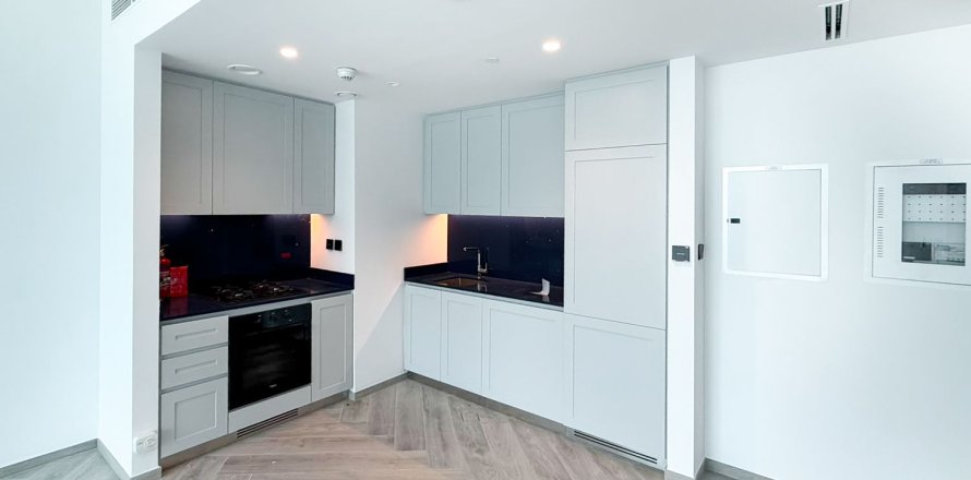 1 bedroom Apartment in Business Bay, UAE No. 202344
