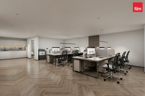 167.7m² Office in Dubai, UAE No. 186006