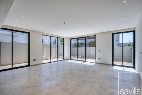 3 bedrooms Townhouse in Dubai Land, UAE No. 194172 6